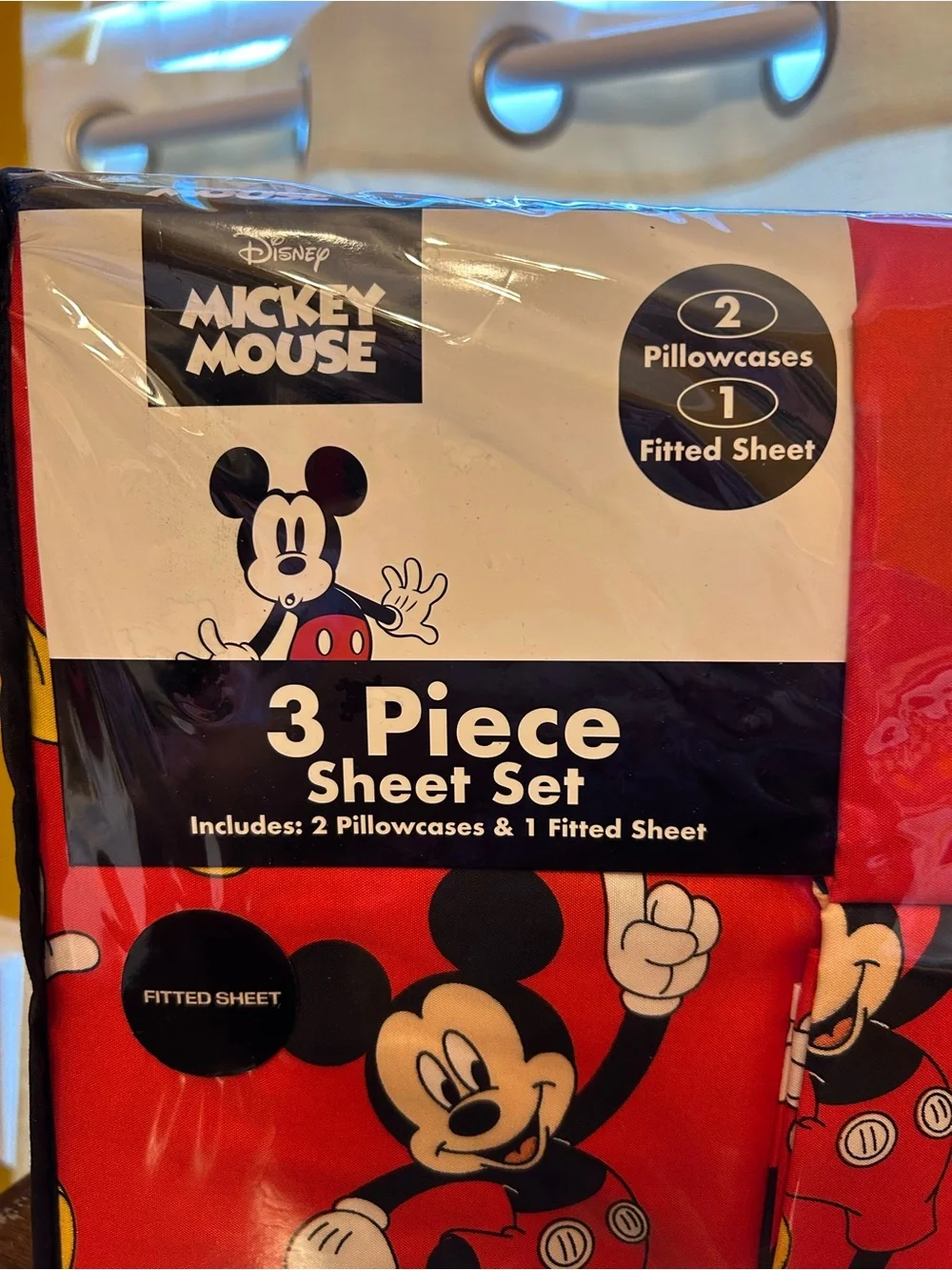 Disney Mickey Mouse 3 Piece Twin Sheet Set With Fitted Sheet & 2 Pillowcases NWT